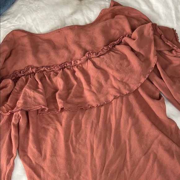 Women's Ruffled Rust Top - Picture 5 of 5